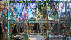 The Facets Cafe / BBWORKSPACE