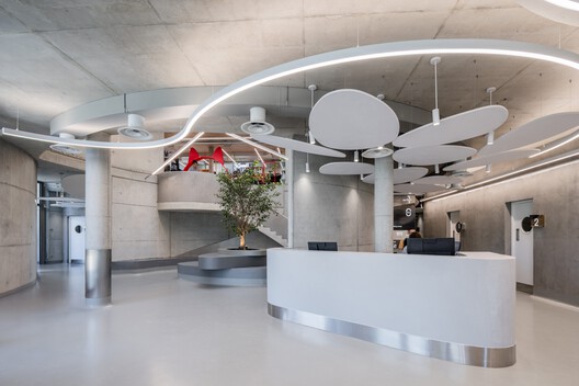 Vet Hospital Tirana / Davide Macullo Architects - Image 8 of 30