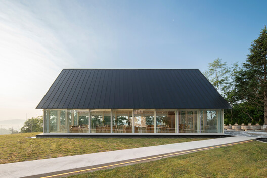 May Day Cafe / SPACE DOT - Exterior Photography