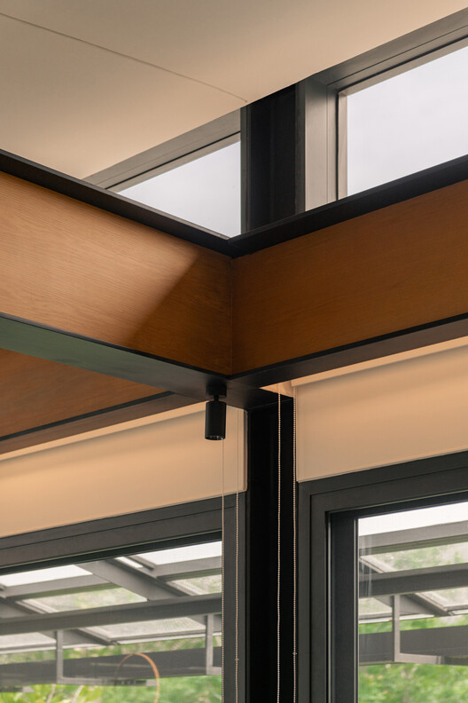 BAAN O+O House / Junsekino Architect and Design - Interior Photography, Glass, Beam