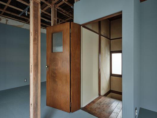 Ōimachi House / ROOVICE - Interior Photography, Wood, Glass