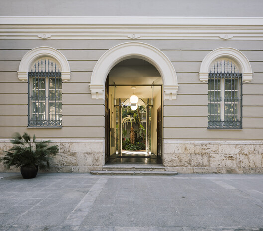 European University | Turia Campus / Ramón Esteve Estudio - Exterior Photography, Arch, Concrete, Courtyard, Arcade