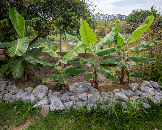 Una escuela sustentable Brasil / Sem Muros Arquitetura Integrada - Imagen 7 de 16