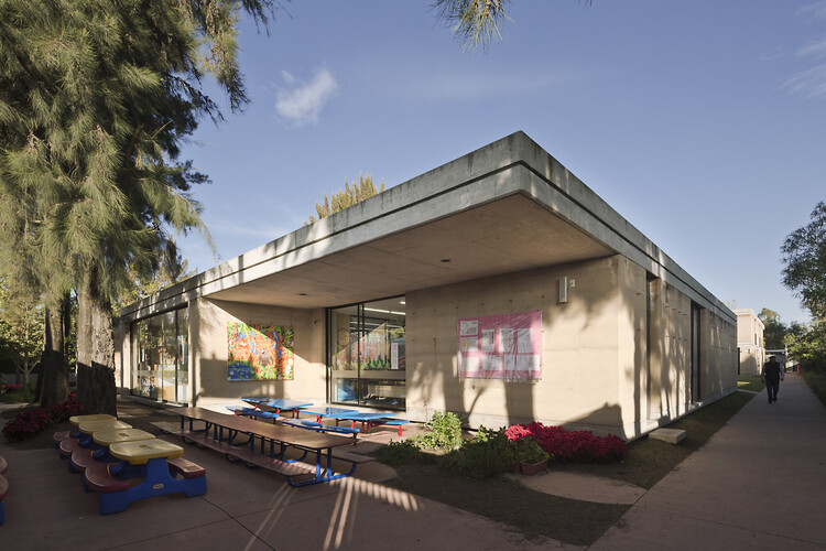 École Maternelle / Tatiana Bilbao Estudio - Imagen 6 de 14