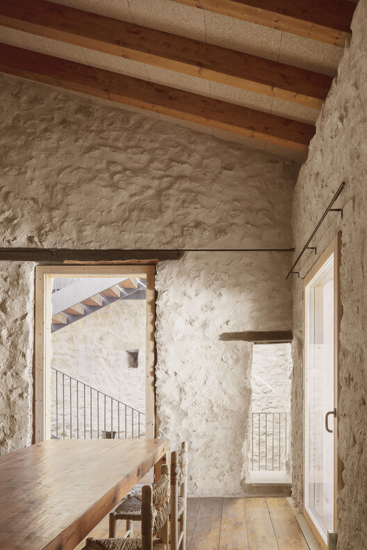 Renovación de Casa Abbey / Antonio Garcia Blay y Jose Antonio Ruiz Suaña - Fotografía interior, Madera, Fijación Vigas