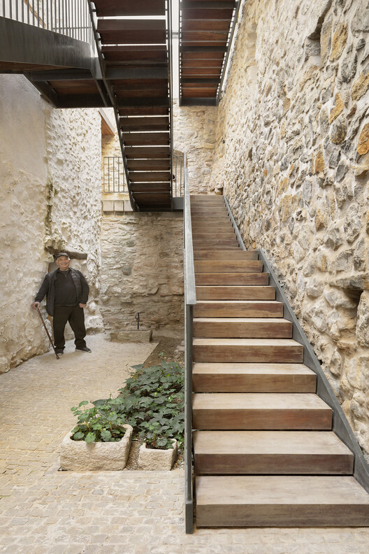 Renovación de Casa Abbey / Antonio Garcia Blay y Jose Antonio Ruiz Suaña - Fotografía interior, Escaleras, Barandas