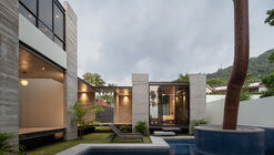 Casa Fora / A-CÚBICA ARQUITECTOS