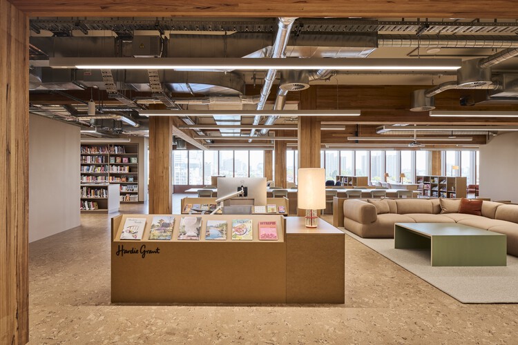 Hardie Grant Workplace / Carr - Interior Photography, Wood
