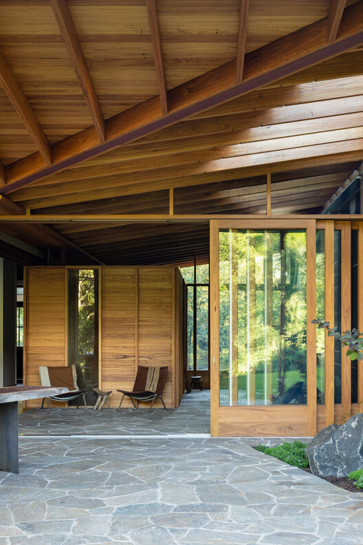 Zulaikha Laurence Tree Change House / Studio ZAWA - Interior Photography, Wood, Beam
