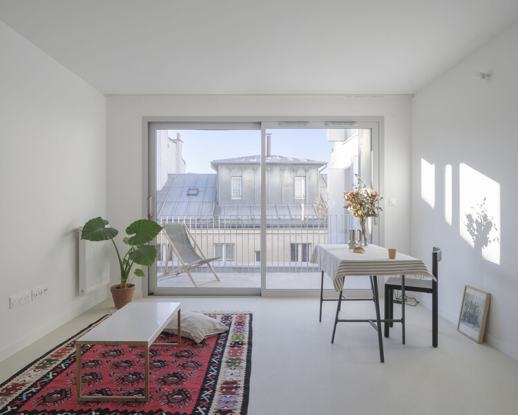 Edifício Myrha / FUSO atelier  - Fotografia de Interiores, Sala de Jantar, Cadeira