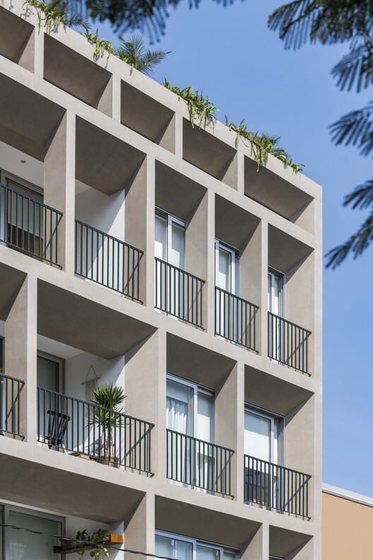 Edificio Arica / K+M Arquitectura y Urbanismo - Fotografía exterior, Balcón