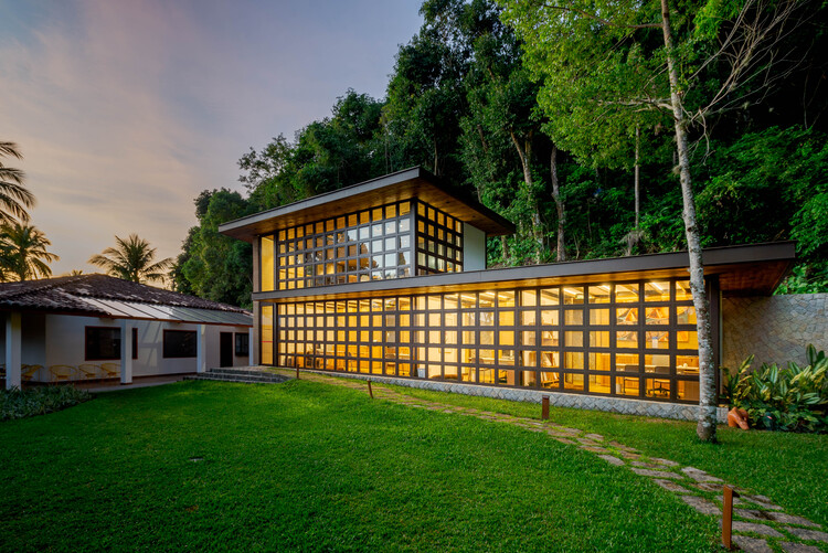 Escritório Associação Barreiros / Dall'Ovo Magalhães Arquitetura - Fotografia de Exterior