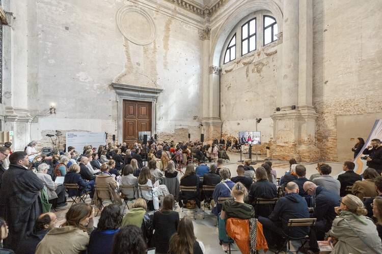 Do We Still Need Architecture Awards? Highlights from the "Beyond the Prize" Discussion Forum in Venice, Italy - Image 5 of 12