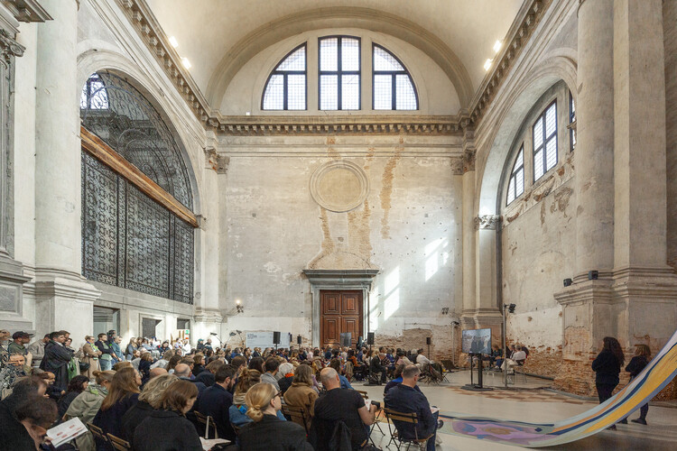 Do We Still Need Architecture Awards? Highlights from the "Beyond the Prize" Discussion Forum in Venice, Italy - Image 3 of 12