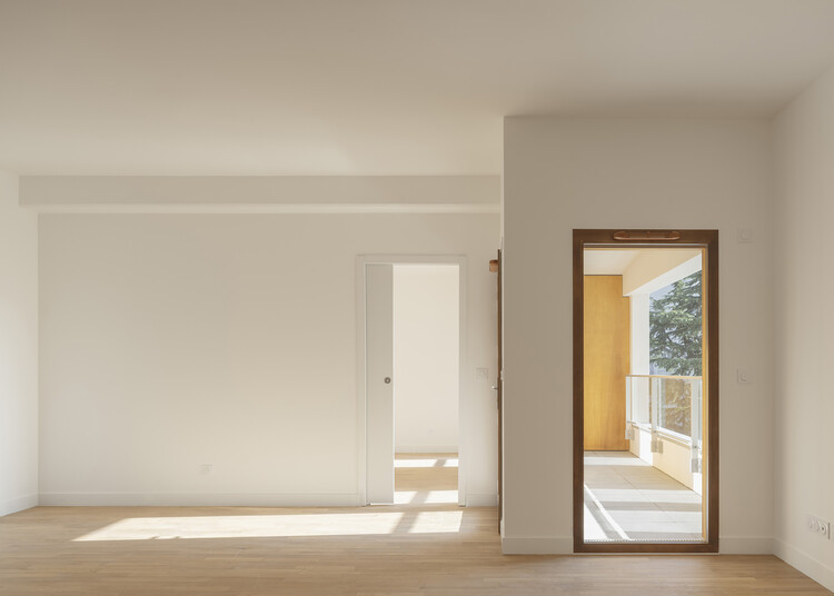 老车库改造/ Atelier Tequi Architects - 室内图, 木头