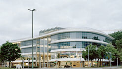 Mobilis Automotive Building / XDGA