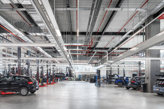 Mobilis Automotive Building / XDGA - Interior Photography, Stairs