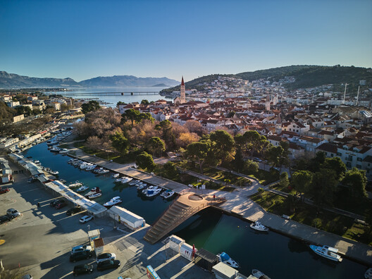 Puente sobre Foša/ Prostorne taktike - Imagen 6 de 34