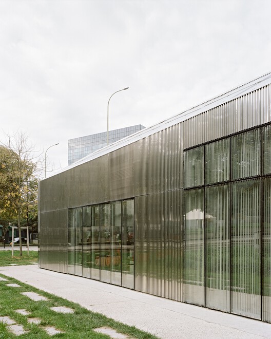 Place Pouchet Social and Cultural Center / MCBAD architecture & urban design - Exterior Photography