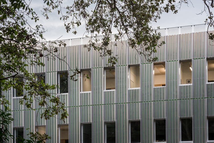 伊萨理工学院 / Patrick Arotcharen Architecte - 建筑图