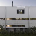 Casa NTN  / BDB Arquitectos I BALDUZZI - DONOVAN - BERTAGNI - Fotografía exterior, Casas, Balcón