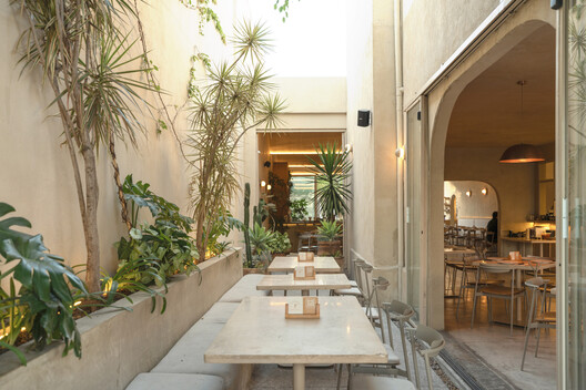 Restaurante Vulcanos Chapalita / Dinamita - Fotografía interior, Comedor