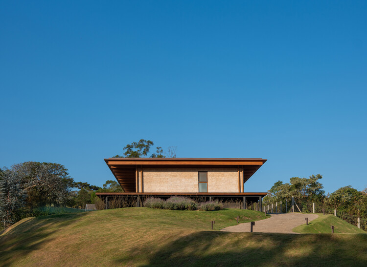 Casa Langma / Bruno Zaitter Arquitetura e Urbanismo - Imagem 1 de 22