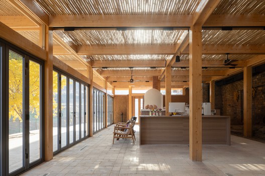 Centro Hemei del condado de Sui / UP Architecture - Fotografía interior, Cocina, Madera, Fijación Vigas, Pilares