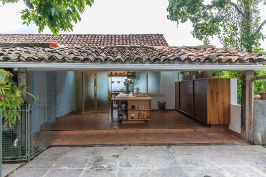 Casa Lúcio Costa / amanda arcuri - Fotografia de Interiores, Madeira, Porta, Viga