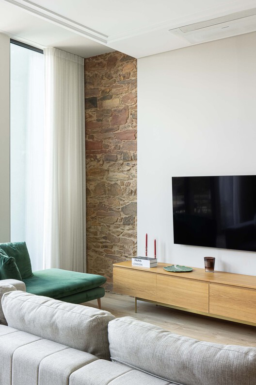 Casa do Parque IV / Ricardo Azevedo Arquitecto - Fotografia de Interiores, Dormitório, Sofá, Madeira, Mesa, Iluminação