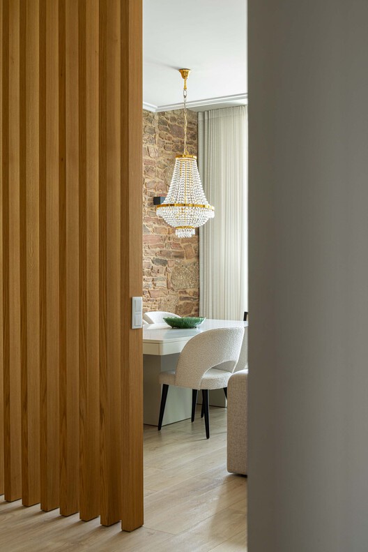 Casa do Parque IV / Ricardo Azevedo Arquitecto - Fotografia de Interiores, Madeira, Porta, Cadeira