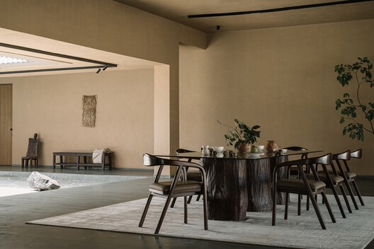 Courtyard House / D'WELL - Interior Photography, Dining room, Wood, Table, Chair
