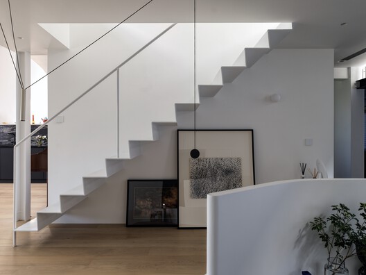 琴宅｜刘女士家 / 金秋野建筑工作室 - 室内图, 楼梯, 木头, 扶手