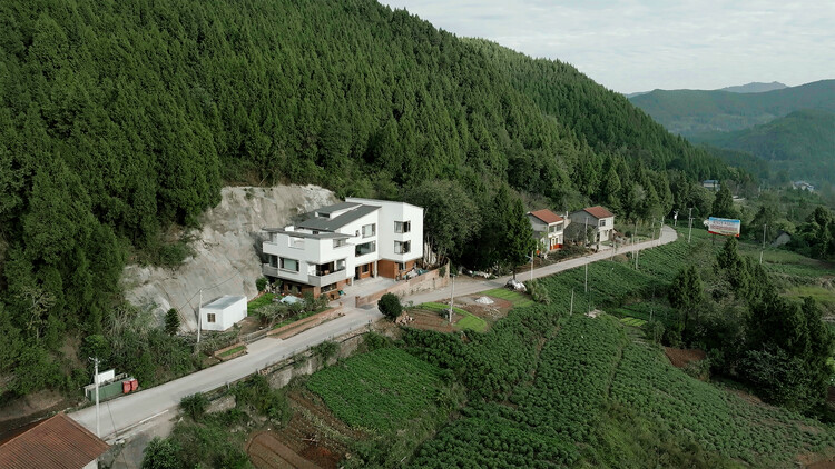 Mother's Home / epos architecture - Exterior Photography