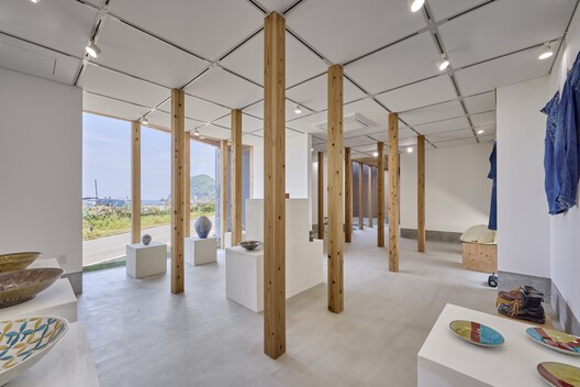Kugami Terrace Sunset Cafe and Small Gallery / REPLUS Co.,Ltd - Interior Photography, Wood