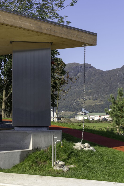 Skakkeringen Public Square / locallll + PIR2 - Image 13 of 33