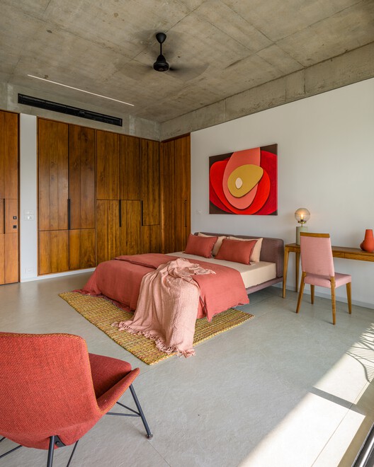 The House That Meets the River / LIJO RENY architects - Interior Photography, Wood, Lighting, Bedroom, Chair, Bed