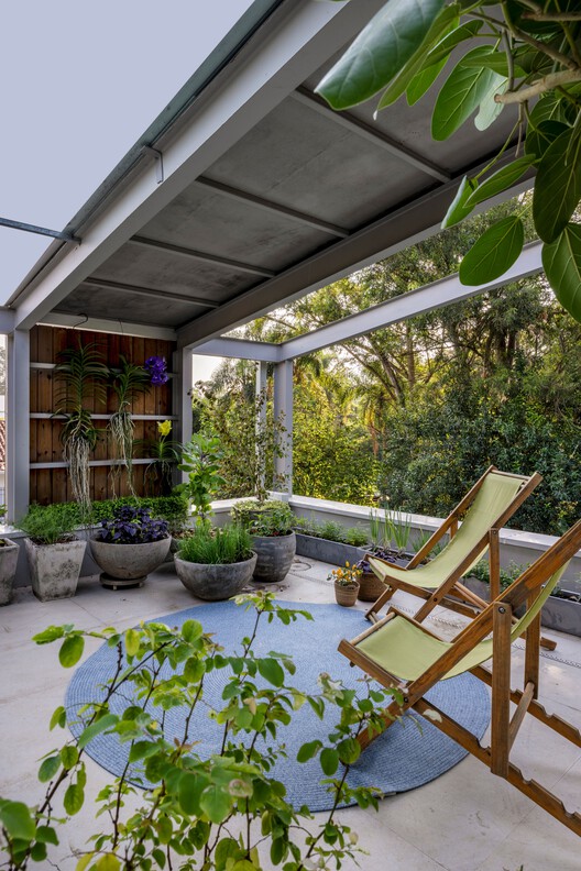 Residência AMEF / Patricia Martinez Arquitetura - Fotografia de Exterior, Jardim, Pátio, Aido, Viga, Balcão