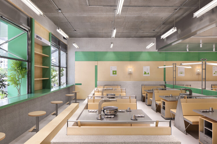 Restaurante SUMMIT ROAST / Informal Design - Imagen 12 de 35