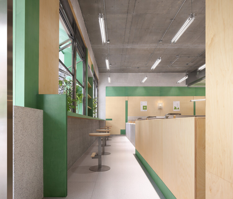 Restaurante SUMMIT ROAST / Informal Design - Imagen 14 de 35