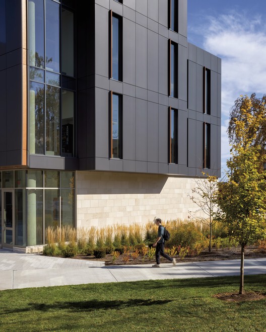 Clark University’s Center for Media Arts, Computing, and Design / Ayers Saint Gross - Exterior Photography