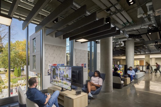 Clark University’s Center for Media Arts, Computing, and Design / Ayers Saint Gross - Interior Photography, Living Room, Chair