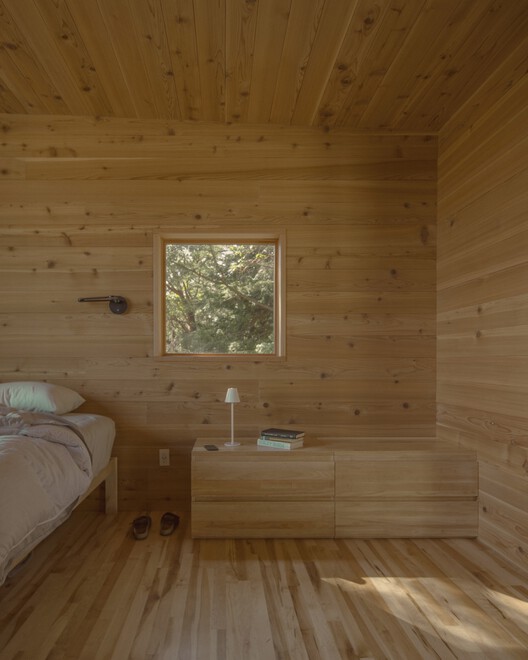 Cabana Trestle / Miller Hull Partnership - Fotografia de Interiores, Dormitório, Madeira