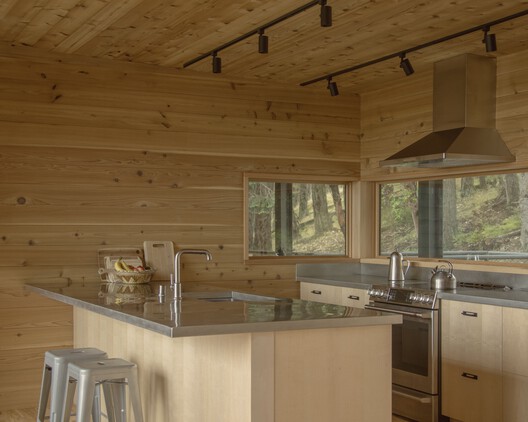 Cabana Trestle / Miller Hull Partnership - Fotografia de Interiores, Cozinha, Madeira, Bancada