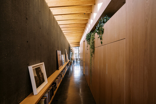 The Periphery House / Locus Studio - Interior Photography, Wood