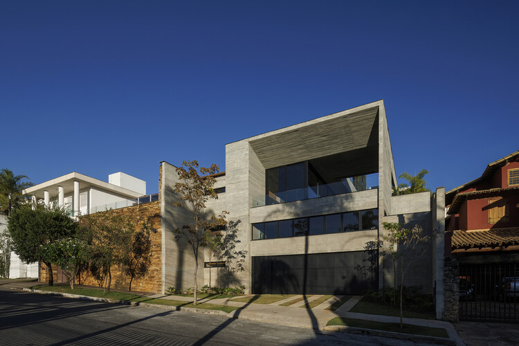 Casa FLA / Frederico Bicalho Arquitetura - Imagem 6 de 26