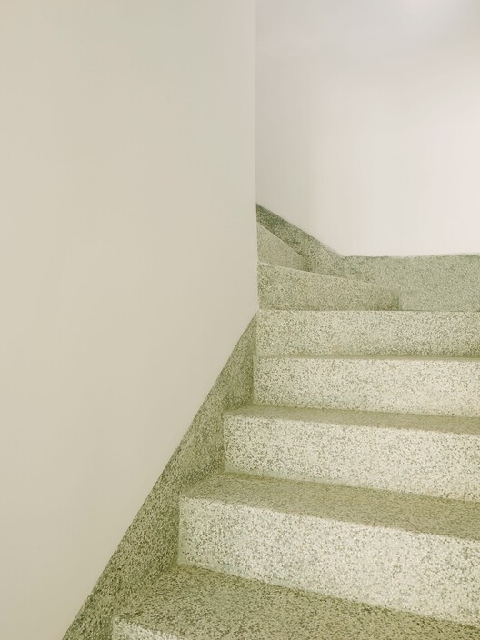 113 Three Mills / José Adrião Arquitetos - Image 4 of 12
