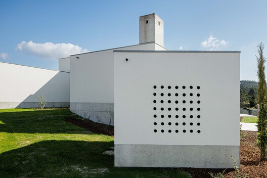 佩德兰蒂尔之家 / Helder da Rocha Arquitectos - 11 的图像 35