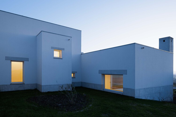 佩德兰蒂尔之家 / Helder da Rocha Arquitectos - 建筑图, 具体的
