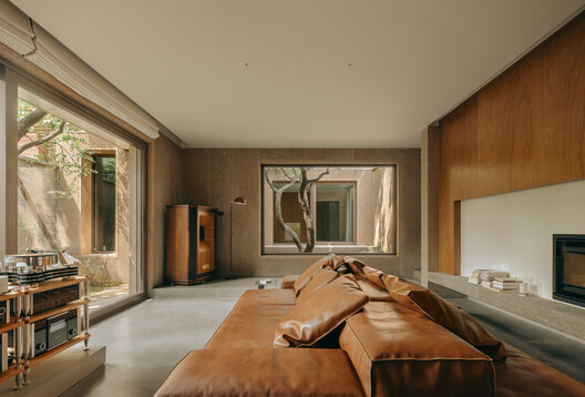 Casa M / Atelier About Architecture - Imagen 8 de 57